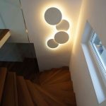 Crea una Illuminazione Soffusa e un Ambiente Familiare con le Lampade a Muro